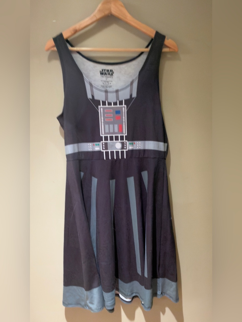 Star Wars Women's Darth Vader Graphic Black & Gray Dress Large
